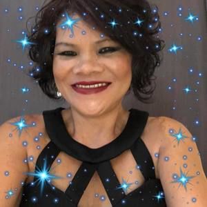 Meet your Posher, Luzviminda